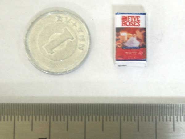 ミニチュア　1/12サイズのパッケージ