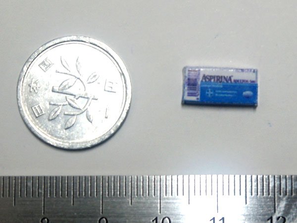 ミニチュア　1/12サイズのパッケージ