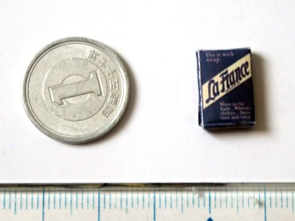 ミニチュア　1/12サイズのパッケージ