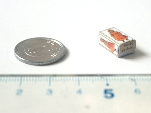 ミニチュア　1/12サイズのパッケージ