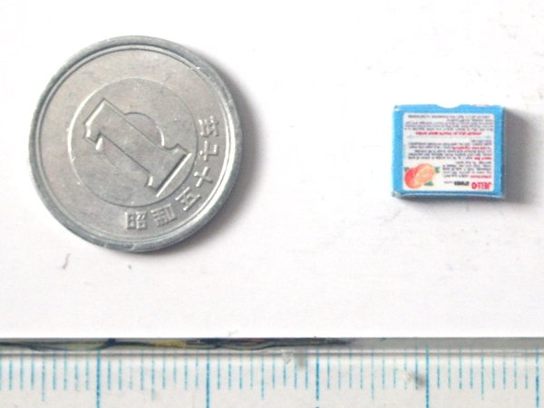 ミニチュア　1/12サイズのパッケージ