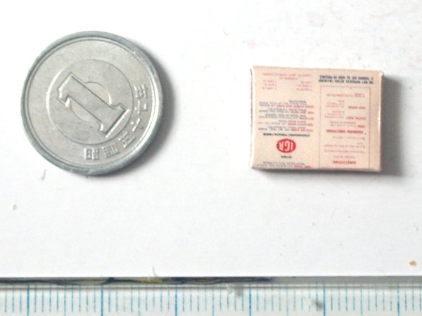 ミニチュア　1/12サイズのパッケージ