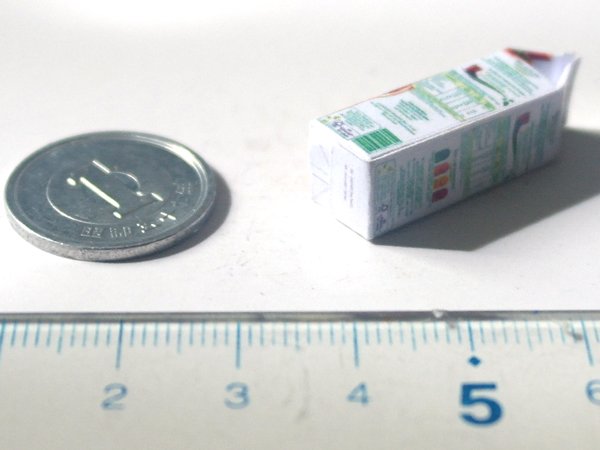 ミニチュア　1/12サイズのパッケージ