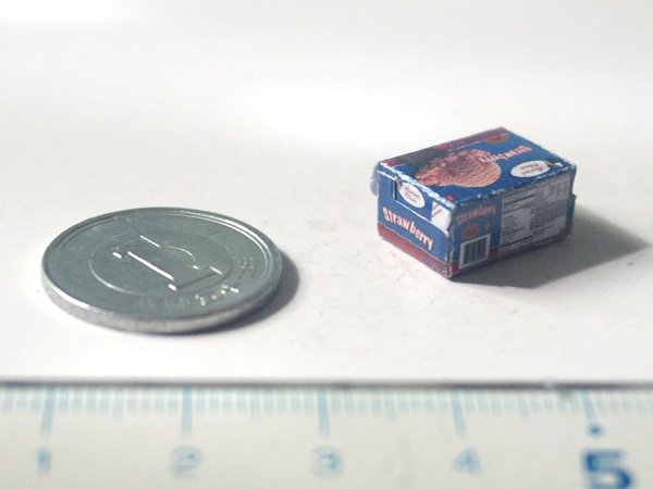 ミニチュア　1/12サイズのパッケージ