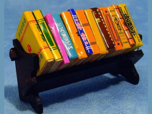 画像1: 本棚&本13冊 (1)