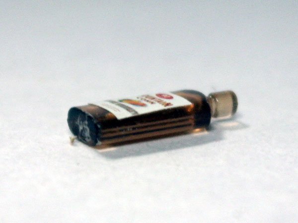 画像2: お酒ボトル (2)