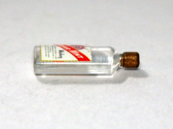 画像2: お酒ボトル (2)