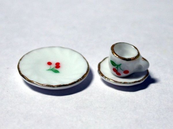 画像1: トリオ　カップ&ソーサー&プレート (1)