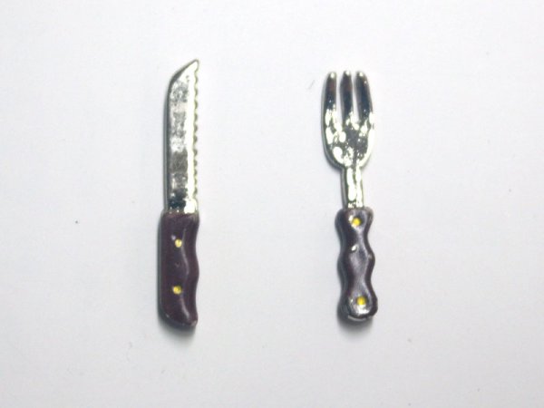 1/12サイズのドールハウス用ミニチュアカービング　ナイフ＆フォークです