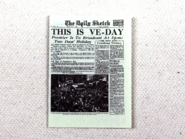 画像1: 新聞 タブロイド　"The Daily Sketch " (1)