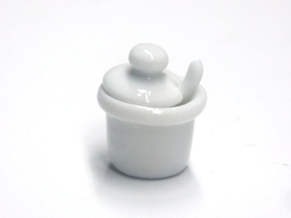 1/12サイズのドールハウス用ミニチュアホワイト　ポットです
