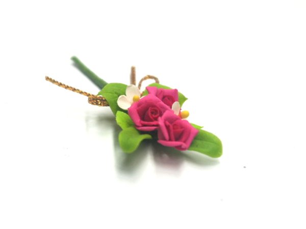 1/12サイズのドールハウス用ミニチュア薔薇のブーケです