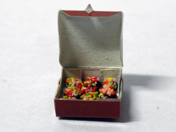 画像2: 箱入りケーキ (2)