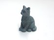1/12サイズのドールハウス用ミニチュア猫　（グレイ　キャット）です