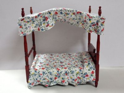 画像1: ４ポスター（四柱式）・ベッド　天蓋付き