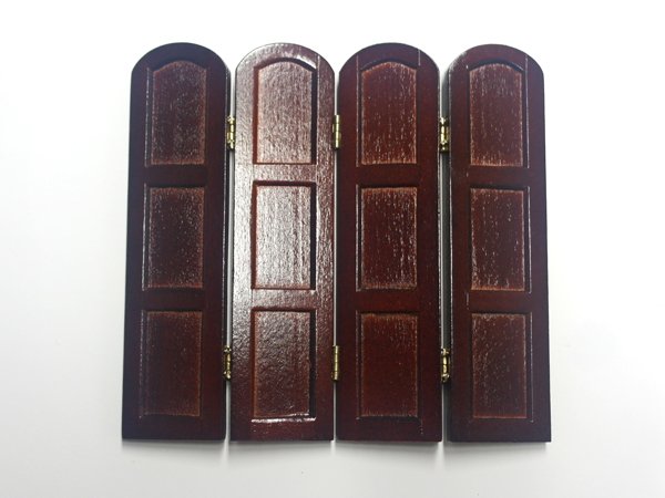 1/12サイズのドールハウス用ミニチュア4パネル　スクリーン　マホガニーです