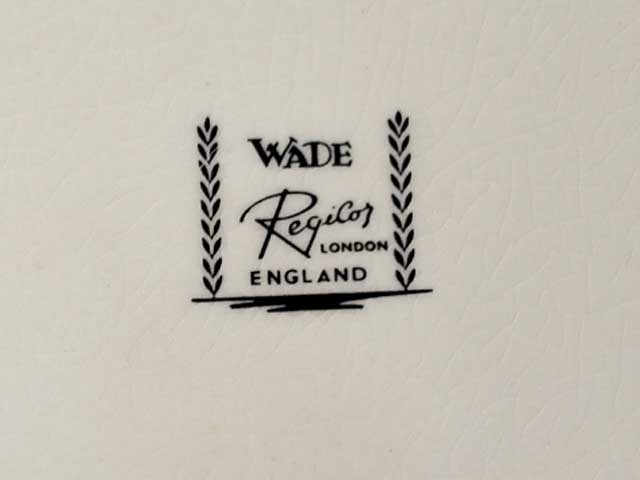画像: 灰皿 （Johnnie Waker)白　１９６０年代