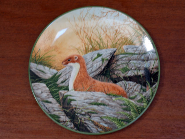 画像1: ロイヤルドルトン（Royal Doulton）　　ウォールプレート  A　stoat on the Alert　箱付き　シリアルナンバー入り